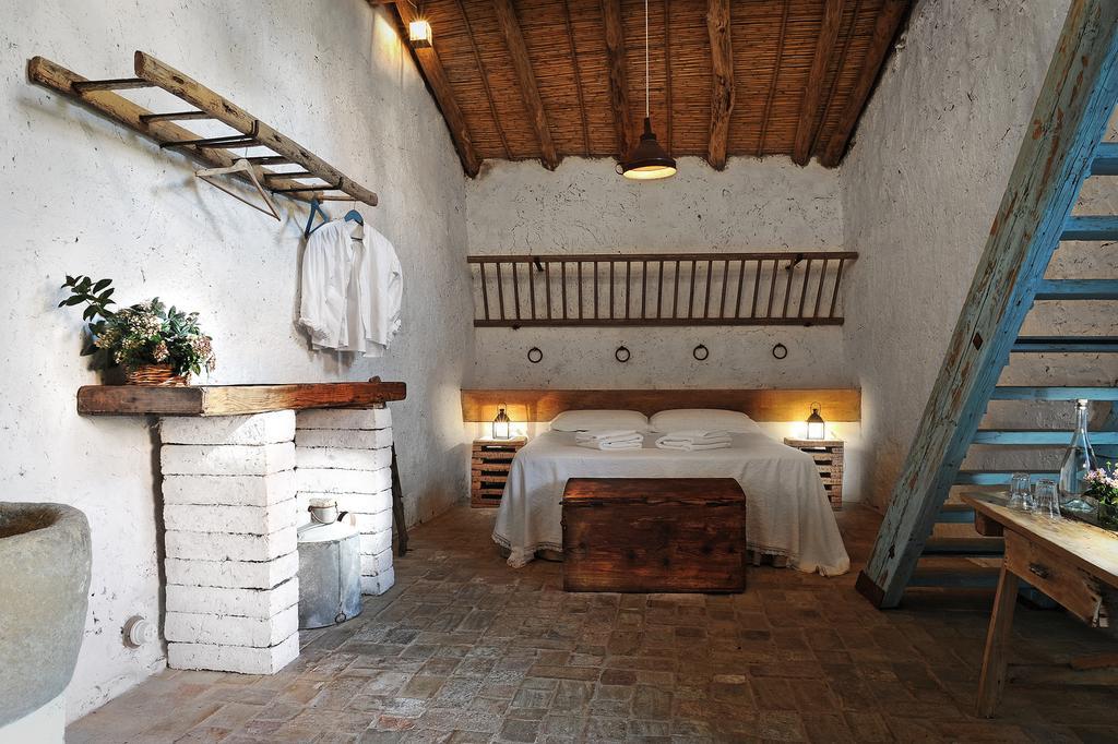 Domu Antiga Bed & Breakfast Gergei Bagian luar foto